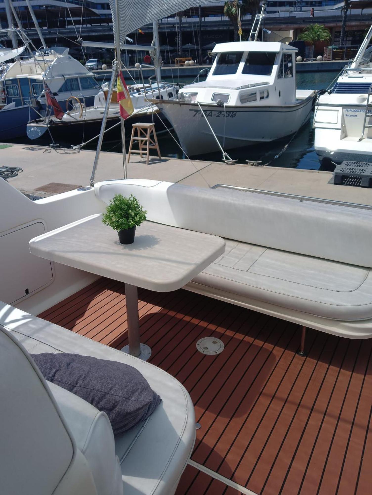 Diagonal Mar Sailboat Hotel Sant Adria de Besos Buitenkant foto
